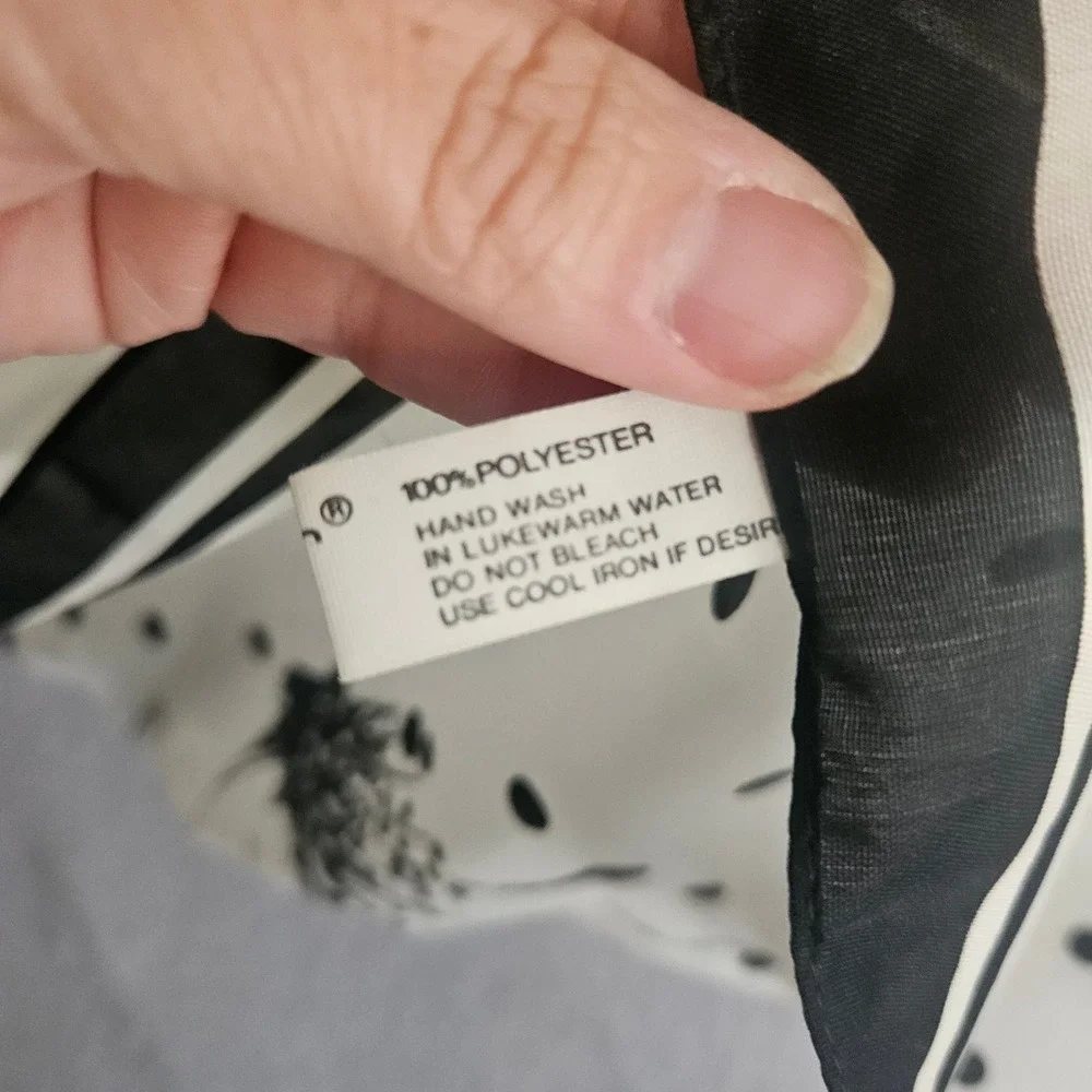 Liz Sinclair Italy Square Scarf Black White Floral Polka Dot Print 30x30